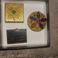 3 Vintage Pill Case For $40