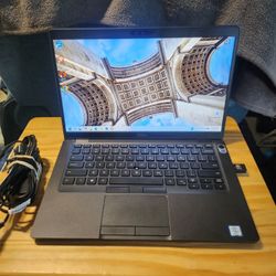 Dell 14" TOUCH Screen Laptop i5-8365,12GB Ram,256SSD HD,Windows 11 