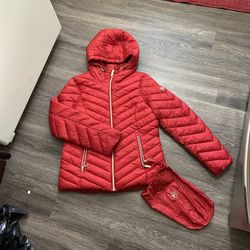 MK Unisex Size Large NWT Puffer In A Bag