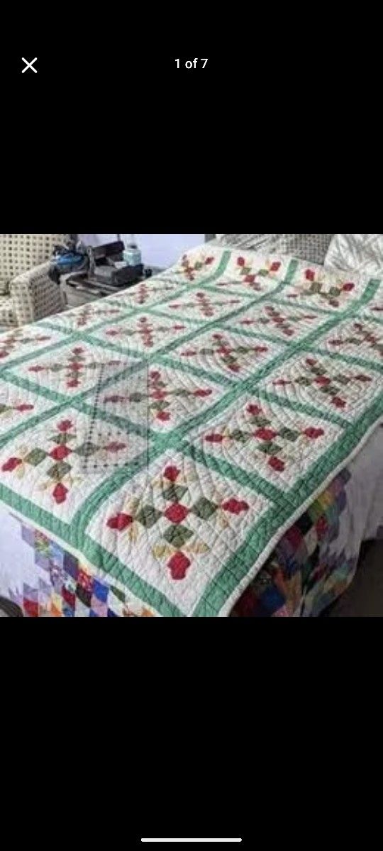 Antique Quilt - Hand Applique and Hand Quilted