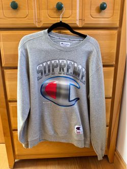 Supreme Crewneck Sweater