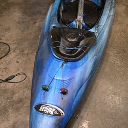 Pelican Mission 100 10' sit in kayak