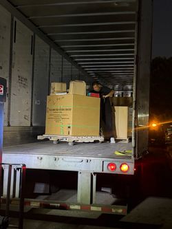 Amazon return pallets