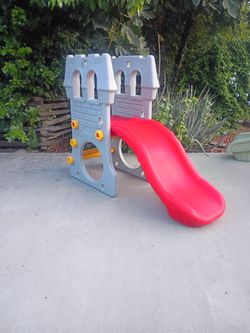 Slide with Platform Kids 20" W X 56" D X 41" T  Great Condition