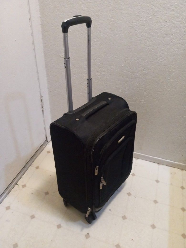 SAMSONITE LUGGAGE CARRY BAG WITH WHEELS