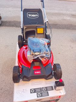 Toro new self propelled lawnmower never used
