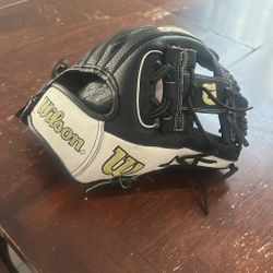 Wilson A2000
