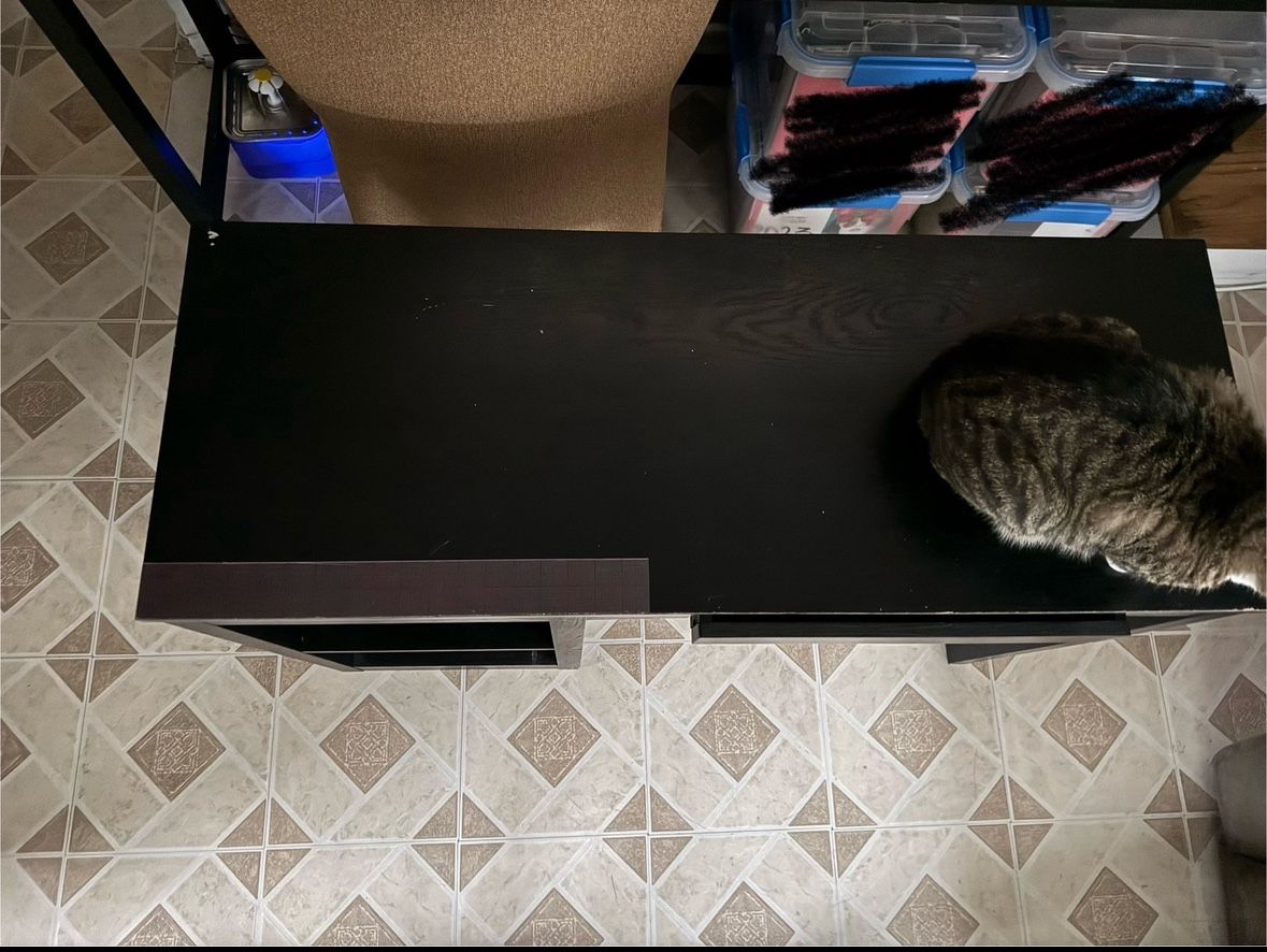 USED DESK for Sale in Bedford Park, IL OfferUp