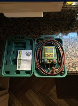 REFCO Digimon 2-Way Digital Manifold