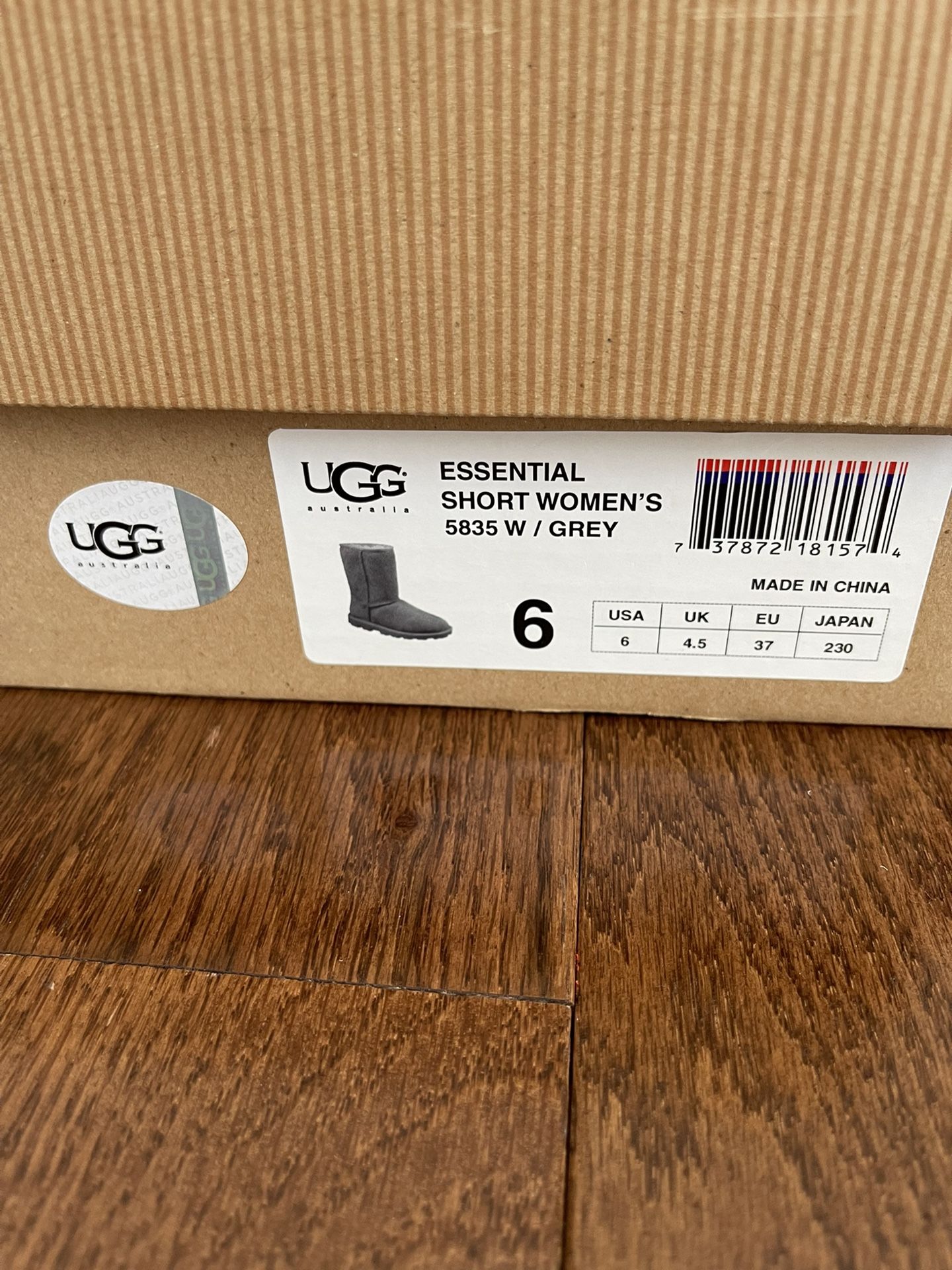 UGG Size 6