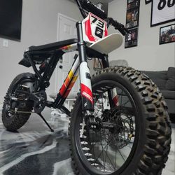 Super 73 Roland sands design Malibu RX - electric bike