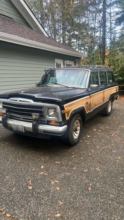 1986 Jeep Grand Wagoneer