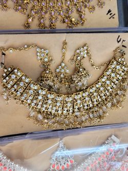 Really Beautiful And Antique Necklace Sets With Earrings And Tika