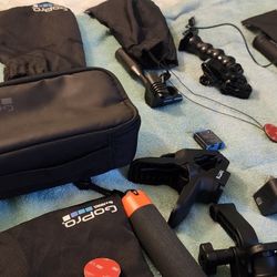 Gopro 8 Black Nice All Acesories  And One Sancard 1tf Extra Free 190