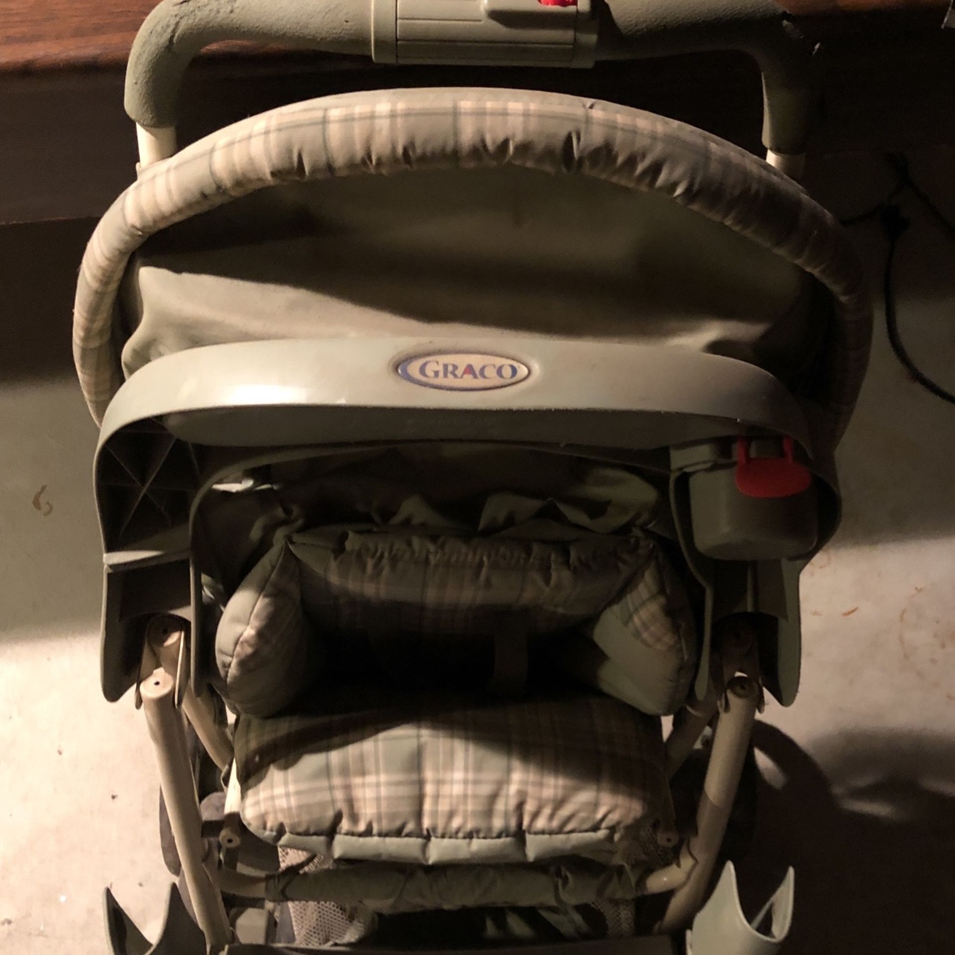 Graco baby carriage