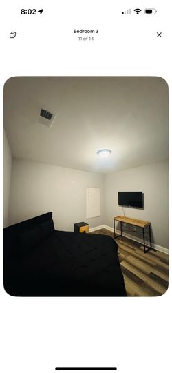 Queen size bedroom with mattress