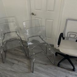 5 Chairs