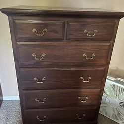 Dresser - Solid Wood $100 OBO