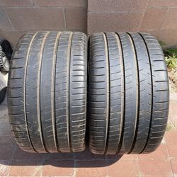 Michelin Pilot Super Sport 335/30/20 