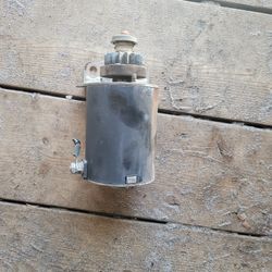 ((READ AD))(($20 EACH))((STARTER briggs Engine)) Riding Mower 