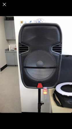 15” inch Portable Bluetooth Speaker FM/AUX with microphone included