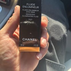 Chanel Fluide Enlumineur 