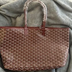 Burgundy Geometric Tote Bag 