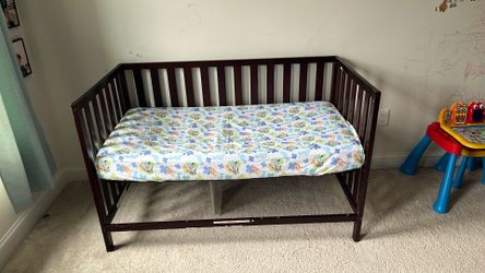 Baby/Toodler Crib