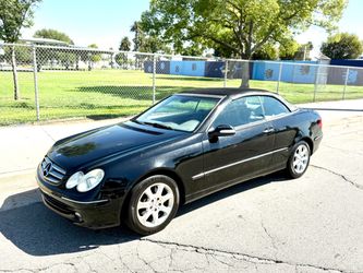 2004 Mercedes-Benz CLK-Class