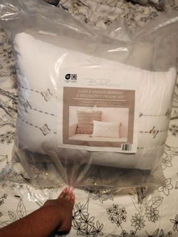 Bella Russo decorative 2 pack pillows