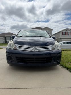 2010 Nissan Versa Runs, Needs TLC