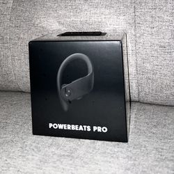 Powerbeats Pro Wireless Bluetooth Earphones With Charging Case & Lightning Cable