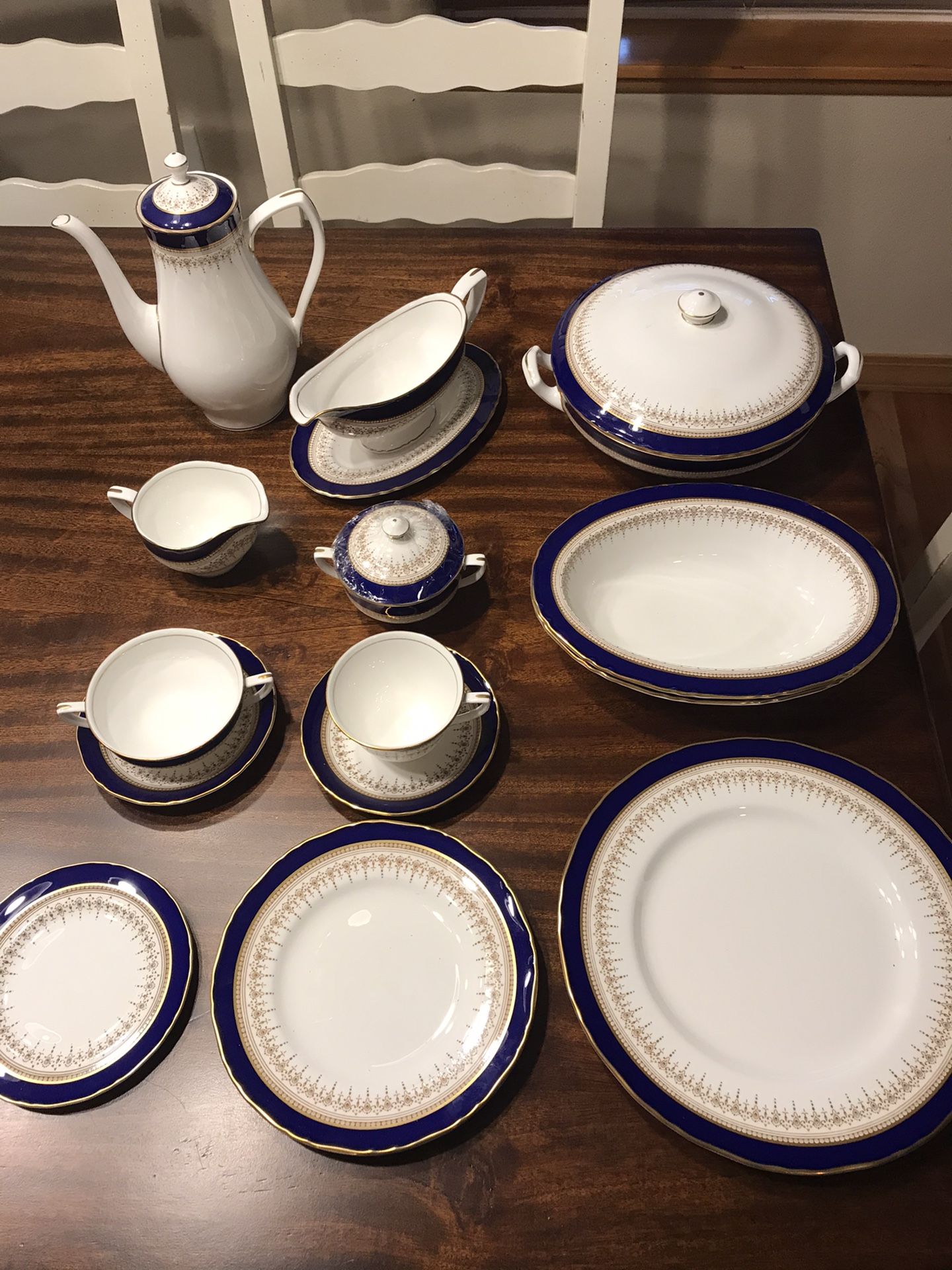 Royal Regency Worcester bone China