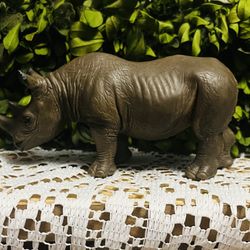 RETIRED Vintage Schleich 2001 Black African Rhinoceros