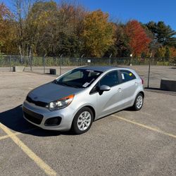 2013 KIA Rio LX