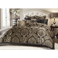 $285 Michael Amini  Wynn Noir/Matte Gold & Black Jacquard  Queen 10-pc Bedding Comforter Set - Aico Amini