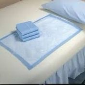 👌🐶🐶🐾/🛌🛏️ 2 boxes left-available-pick up in yakima.just $50 for 150 pads!!!. xtra large puppy pads/ bed pads used for either or!!!-(they’re actua