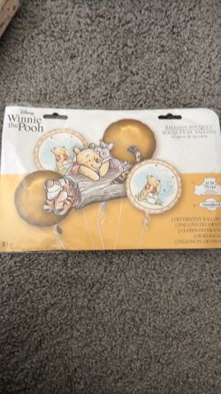 Pooh bear balloons