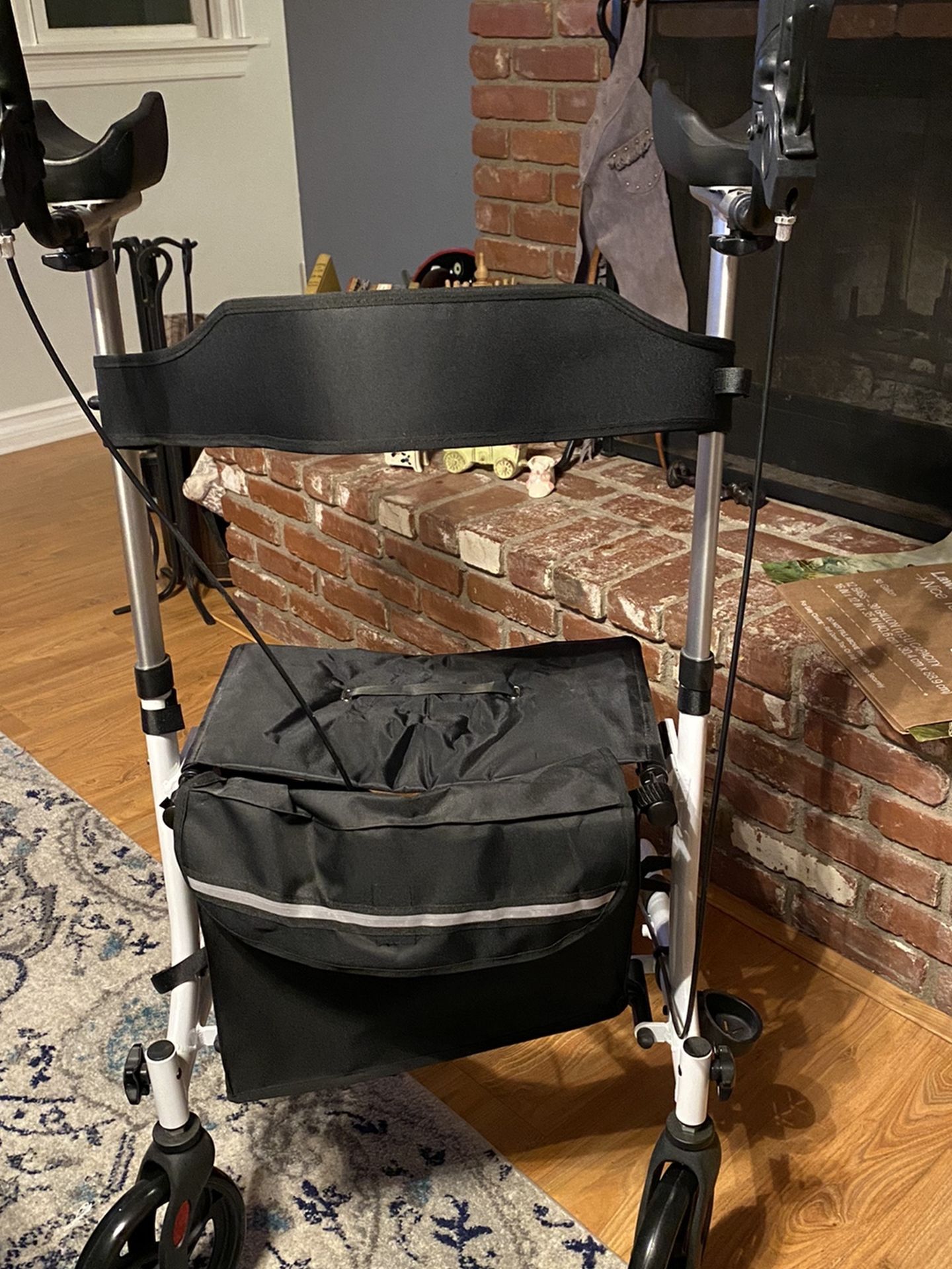 New Beyour Standing Walker Rollator