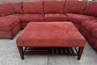Bauhaus Red Beautiful 4-Piece Sectional with Large Ottoman