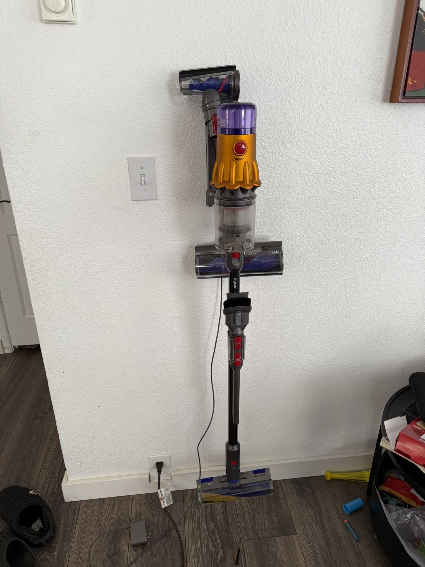 Dyson V12 Detect Slim