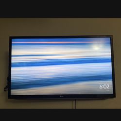 Flat LG 3D Tv 42 Inch With Google Chrome