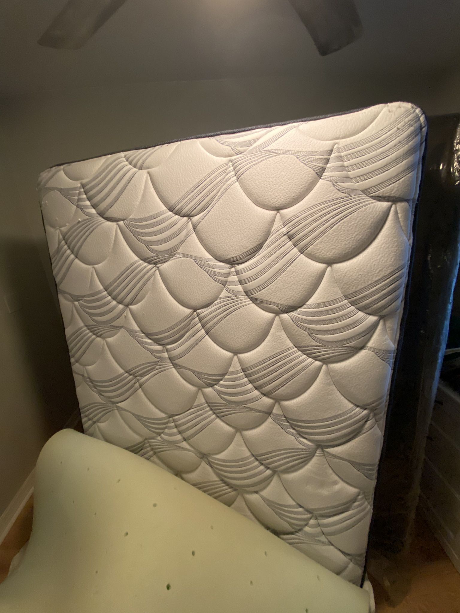 Full size mattress with box spring (in wrap still) comes with mattress topper and protector.