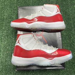 Jordan Cherry 11 size 10 VNDS