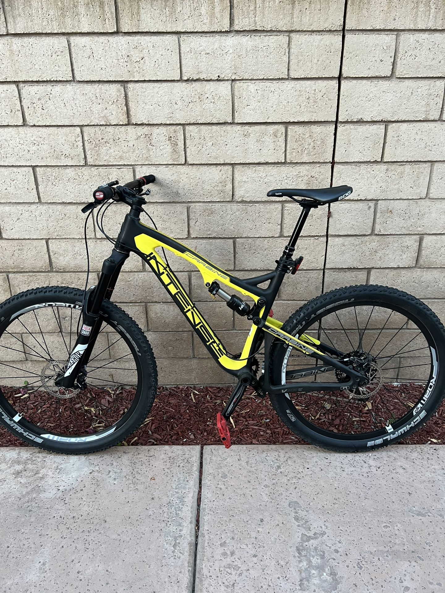 Intense Carbine Mountain Bike Medium Carbon