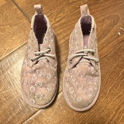 Bearpaw Lilac Shoes Size 2