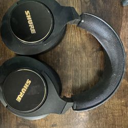 Shure Over Ear Wired Headphones 