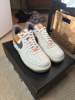 Nike Air Force size 9