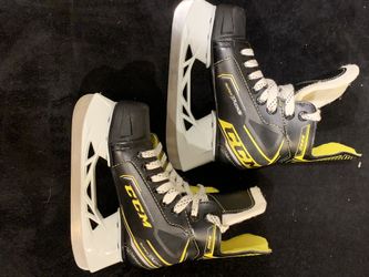 CCM Super Tacks 9350 Ice Skates - Size Youth 13 - Excellent Condition 