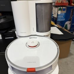 roborock S7+ Robot Vacuum and Sonic Mop with Self-Empty Dock
